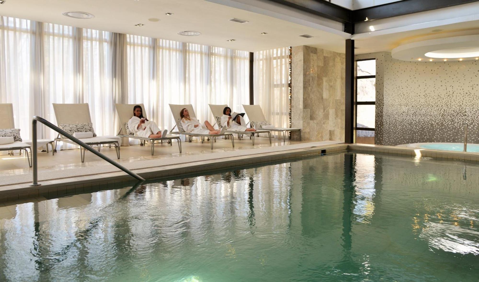 Valley Lodge & Spa Магалисбург Екстериор снимка