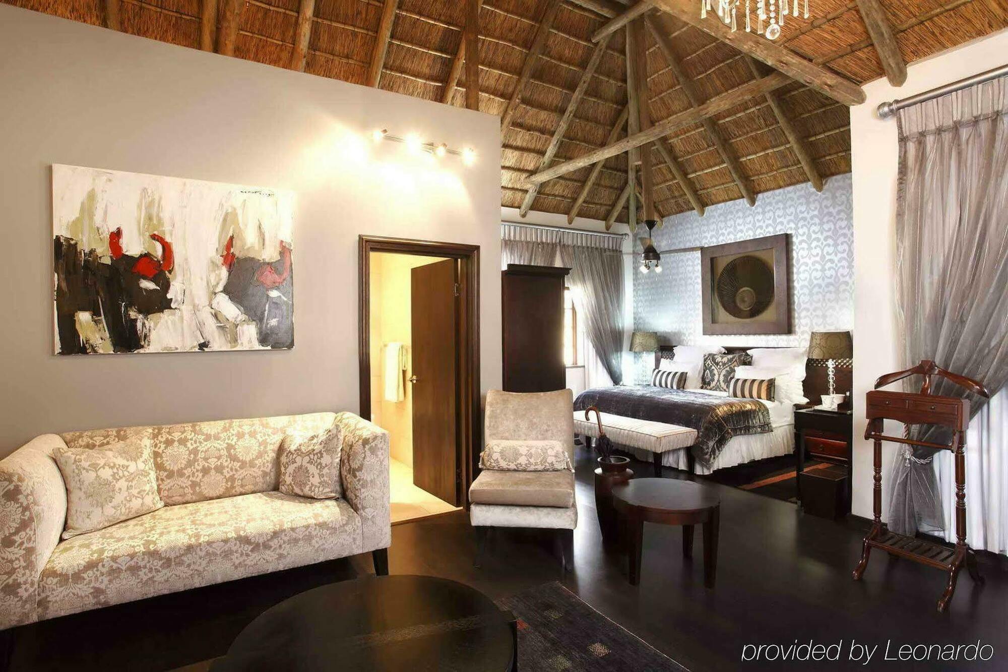 Valley Lodge & Spa Магалисбург Екстериор снимка